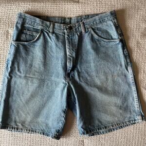 Vintage Distressed Wrangler Denim Carpenter Shorts